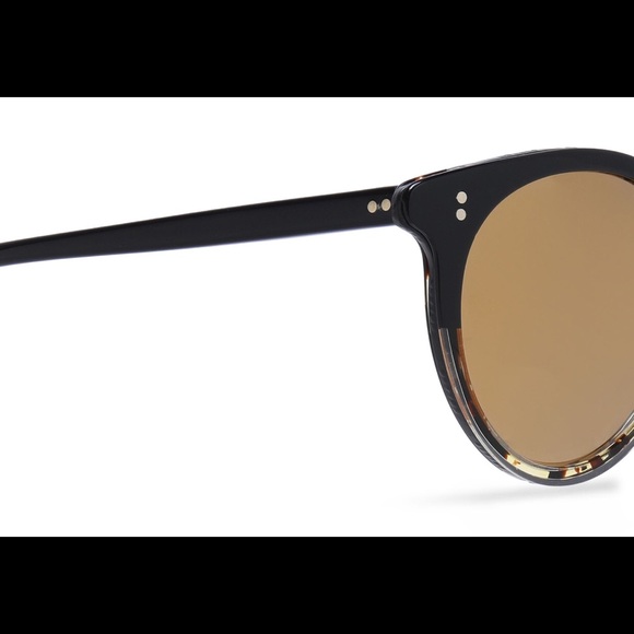 Oliver People Round Frm Tortoiseshell Sunglasses - Picture 4 of 8